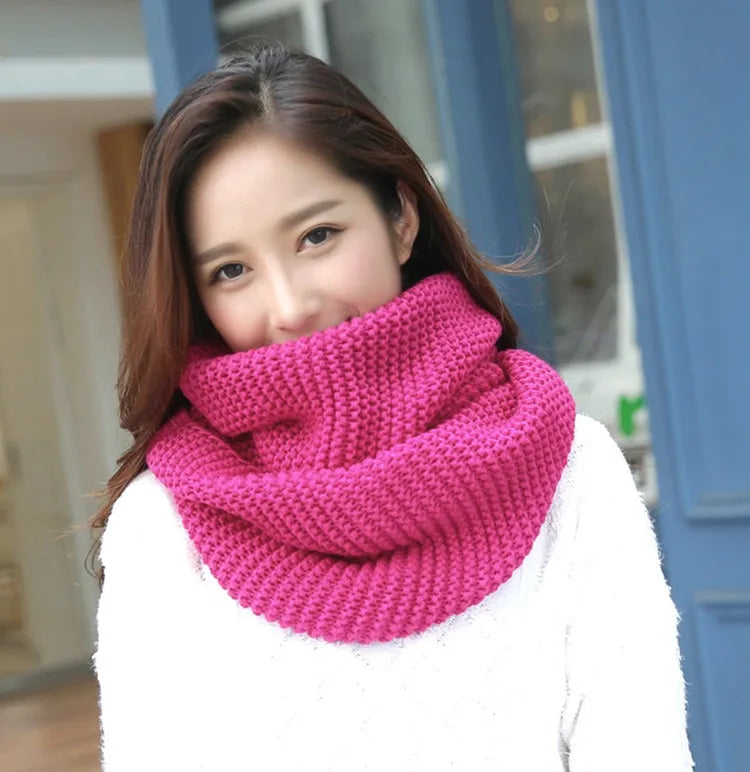 Unisex Winter Knitted Infinity Scarf – Super Chunky Loop Neck Warmer