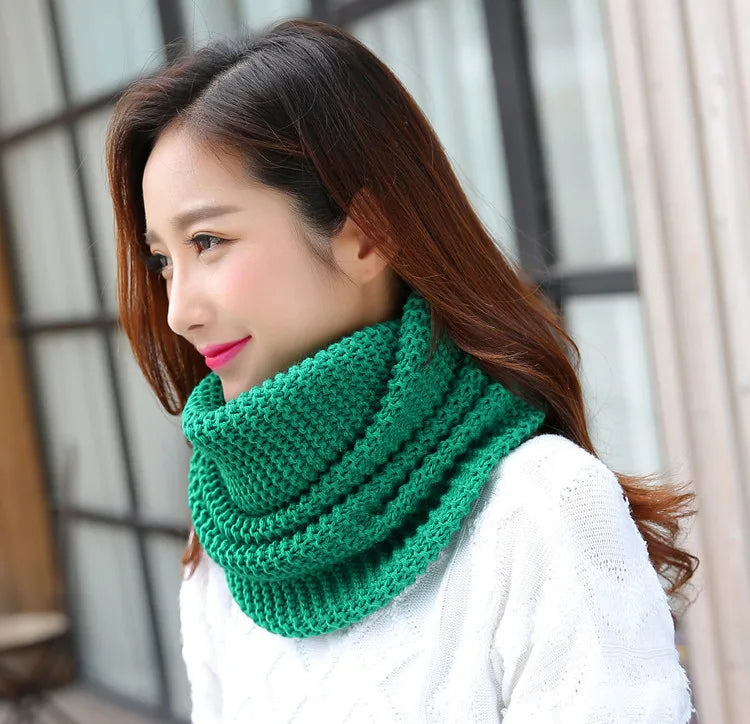Unisex Winter Knitted Infinity Scarf – Super Chunky Loop Neck Warmer