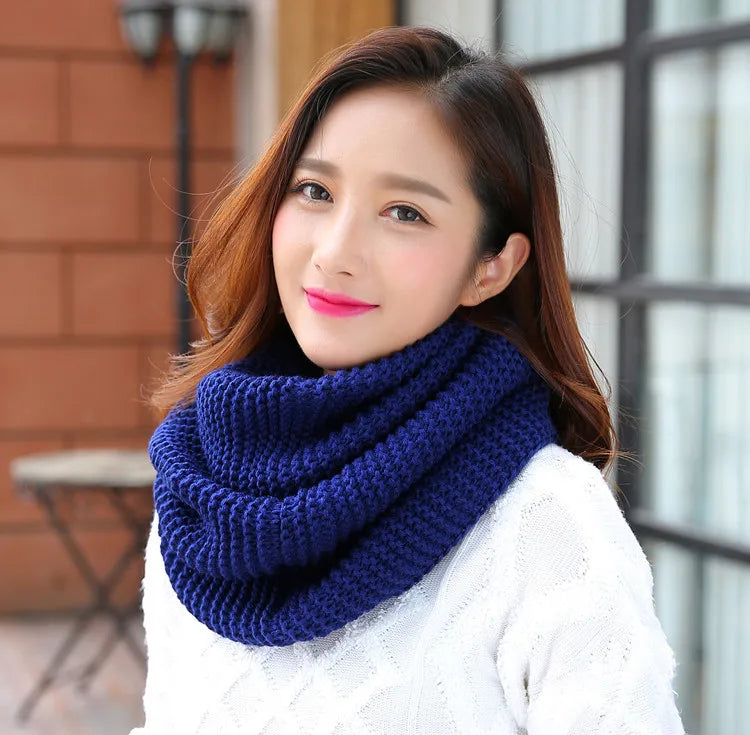 Unisex Winter Knitted Infinity Scarf – Super Chunky Loop Neck Warmer