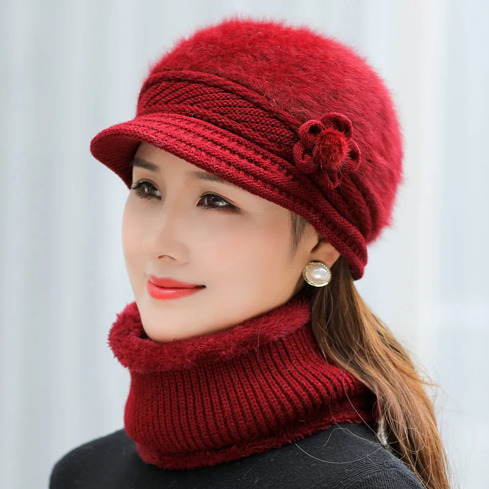 Women’s Winter Hat & Scarf Set – Faux Fur Knitted Flow