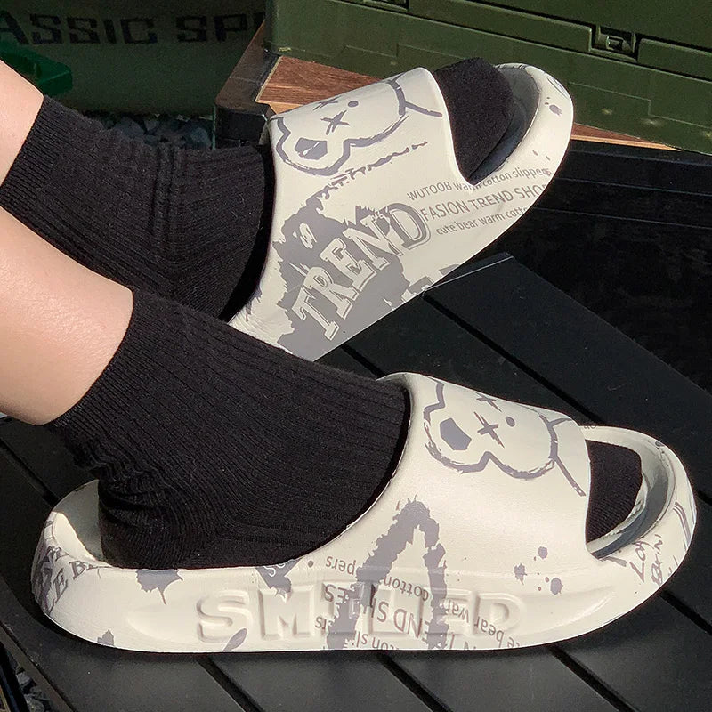 All-Season Indoor Slippers for Women & Men – Fashionable Home and Street Slip-Ons