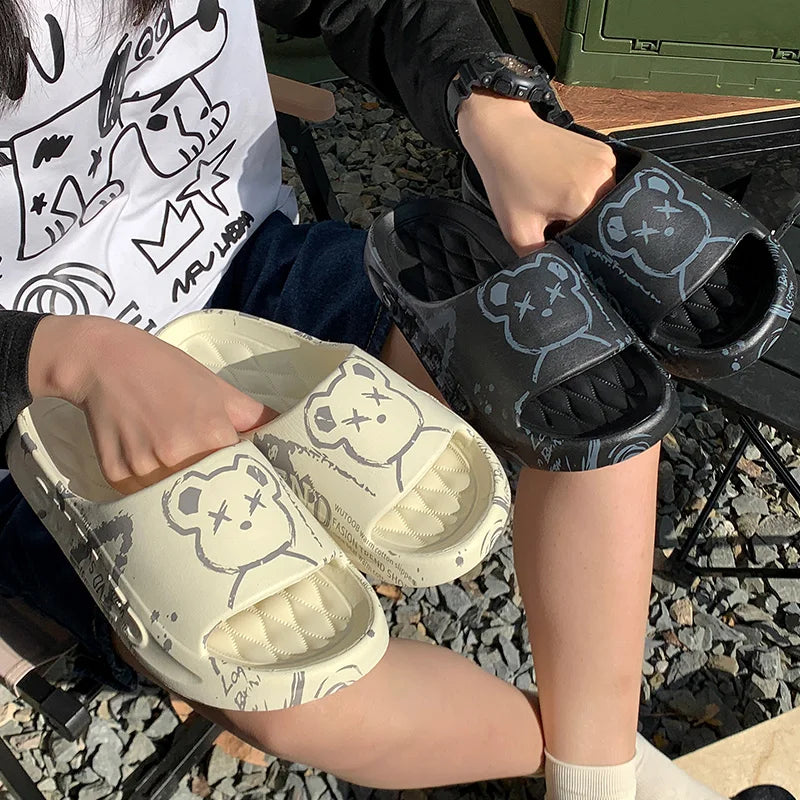 All-Season Indoor Slippers for Women & Men – Fashionable Home and Street Slip-Ons