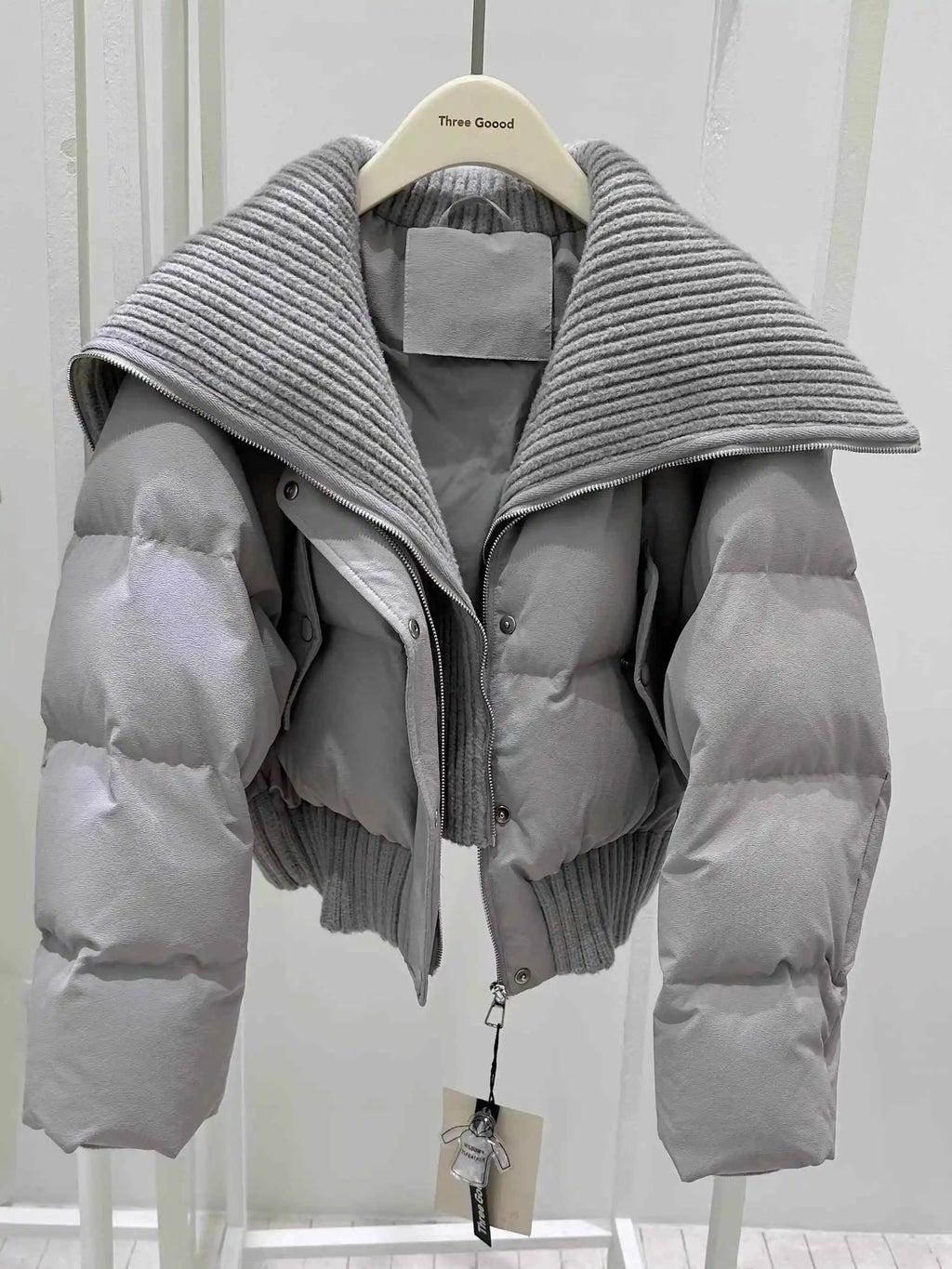 Women’s Short Down Jacket, High Waist Zipper Puffer Coat for Winter Casual Wear